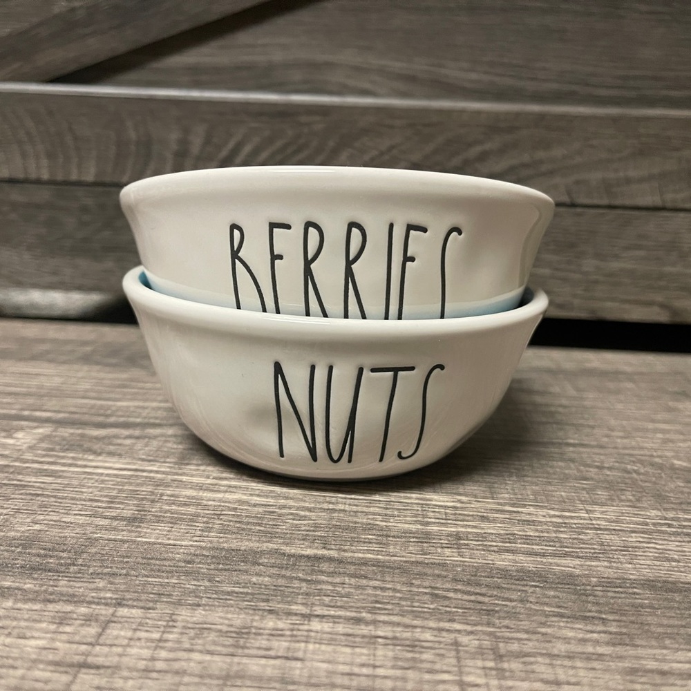 Rae Dunn NUTS BERRIES Bowls 🇺🇸